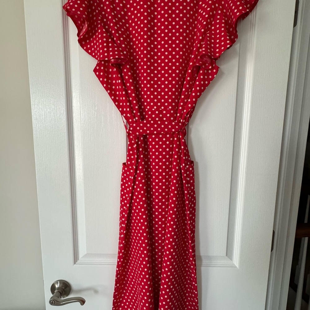 Red & White Light/Breezy Button Polka Dot Dress Size Large (ties around waist) - Picture 5 of 10